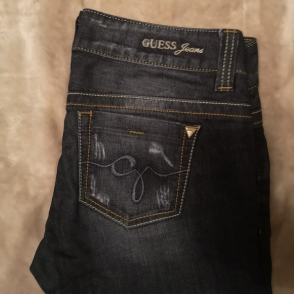 Guess Jeans - Picture 2 of 2